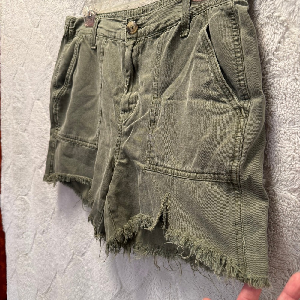 Olive Green Utility Shorts Frayed Raw Hem High Rise Patch Pockets Sz L Military